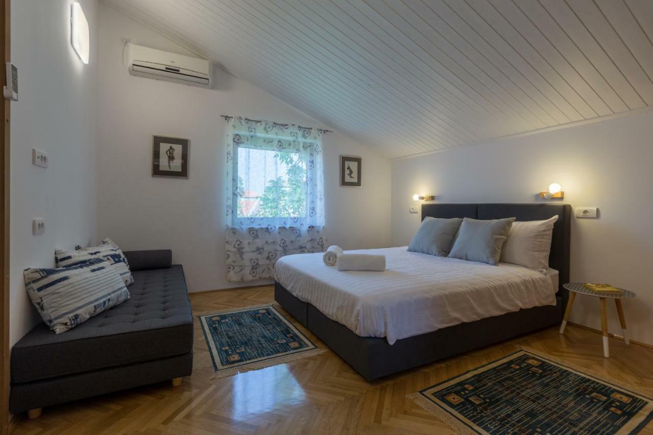 Apartment Lungera Pula Luaran gambar